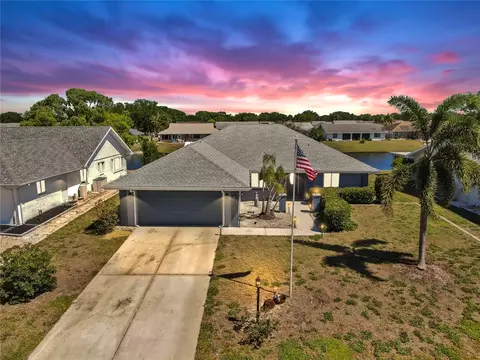 613 Fort Duquesna Dr, Sun City Center, FL 33573