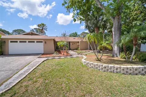 7020 Oakview Cir, Tampa, FL 33634