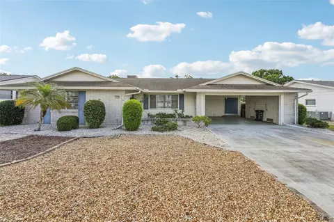 1709 N Pebble Beach Blvd, Sun City Center, FL 33573