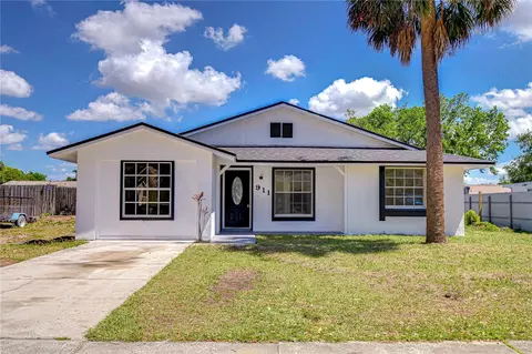 911 Kirkcaldy Way, Valrico, FL 33594