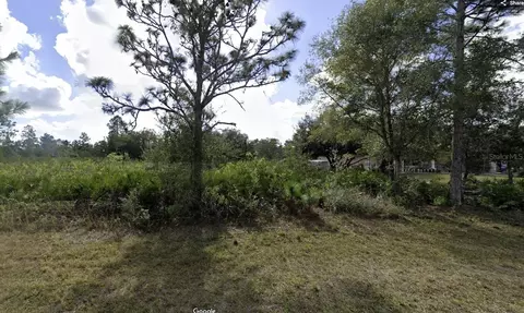 911 Magnolia Dr, Indian Lake Estates, FL 33855