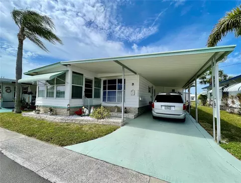 34222 Canal Dr N, Pinellas Park, FL 33781