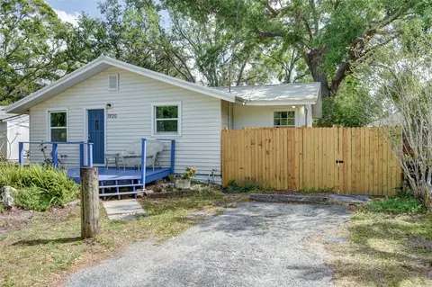 1920 30th Ave E, Bradenton, FL 34208