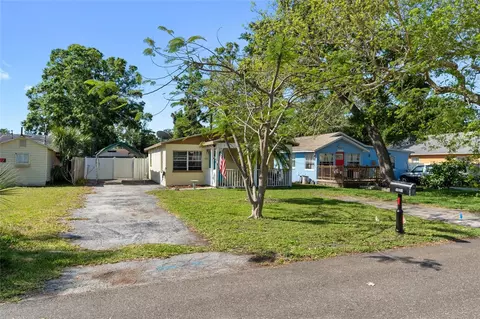 1021 11th Ave NW, Largo, FL 33770