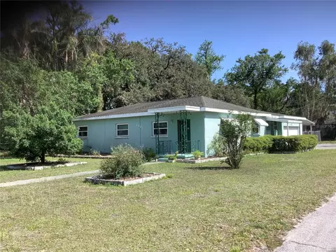 2001 E Powhatan Ave, Tampa, FL 33610