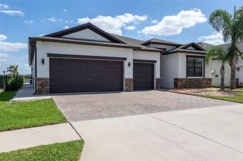 10008 Celtic Ash Dr, Ruskin, FL 33573