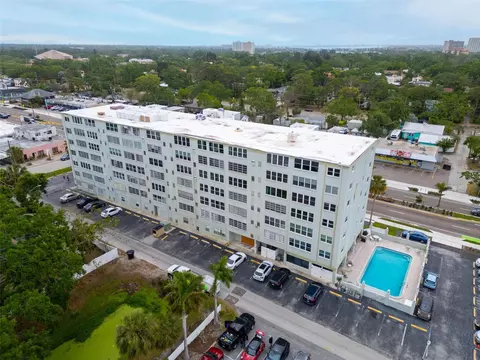 7321 Central Ave #203, Saint Petersburg, FL 33710