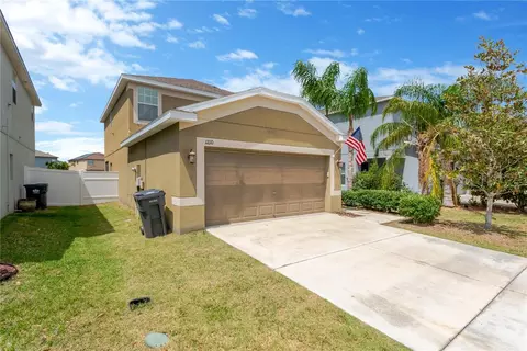 1210 Trailwater St, Ruskin, FL 33570