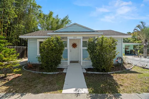 2610 58th St S, Gulfport, FL 33707