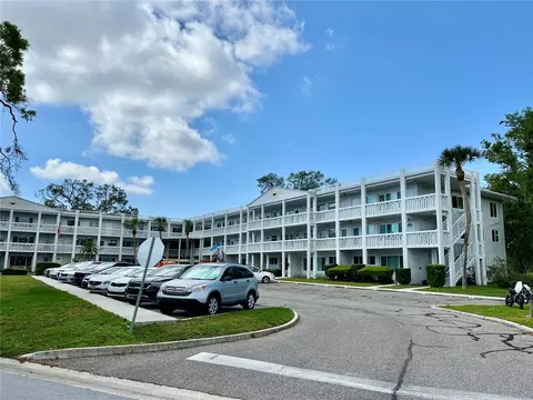 2020 World Parkway Blvd #42, Clearwater, FL 33763