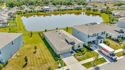16633 Mooner Plank Cir, Wimauma, FL 33598