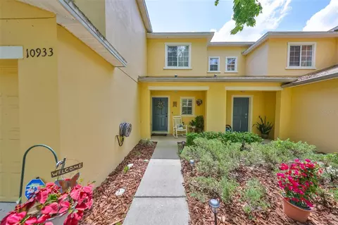 10933 Kensington Park Ave, Riverview, FL 33578