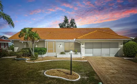 1805 Granville Ln, Sun City Center, FL 33573