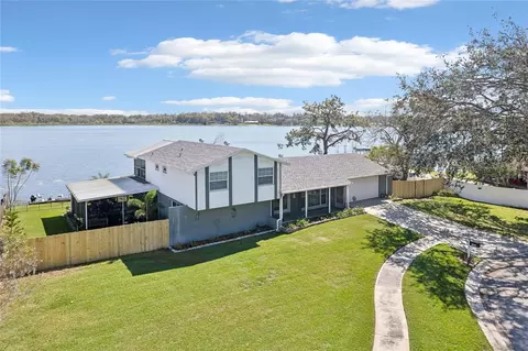 1222 Lady Elaine Dr, Valrico, FL 33594