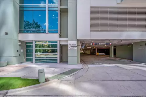 111 N 12th St #1614, Tampa, FL 33602