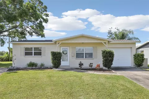 5912 89th Ave, Pinellas Park, FL 33782