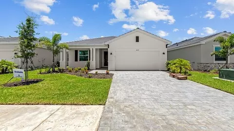 8226 Shore Lake Dr, Englewood, FL 34224