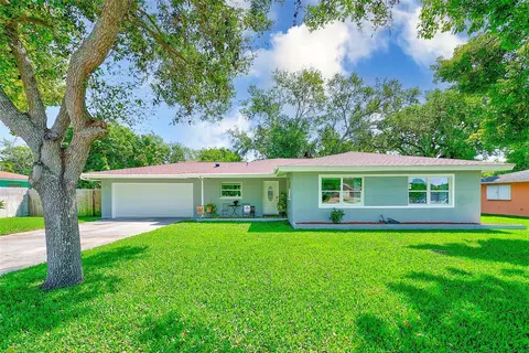 533 Keene Rd, Largo, FL 33771
