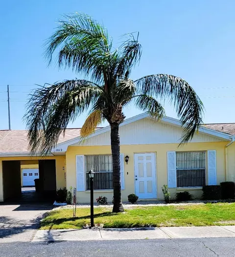 1012 Warwick Ct, Sun City Center, FL 33573