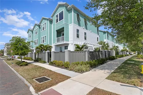 98 29th St S, Saint Petersburg, FL 33712