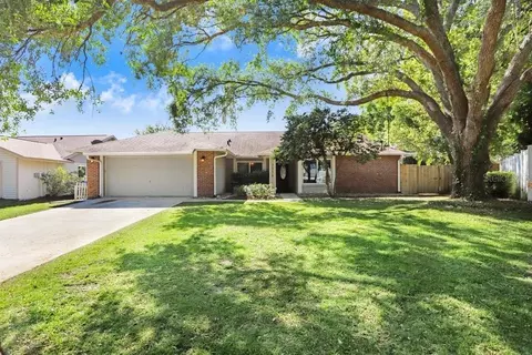2558 Arborwood Dr, Valrico, FL 33596