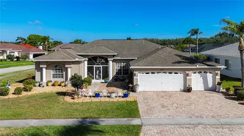 3625 Gaviota Dr, Sun City Center, FL 33573