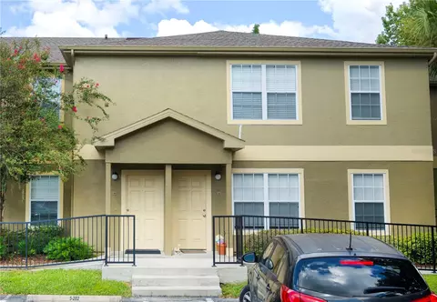 5904 Willow Ridge Dr #202, Zephyrhills, FL 33541