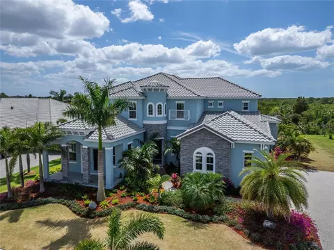 814 Manns Harbor Dr, Apollo Beach, FL 33572