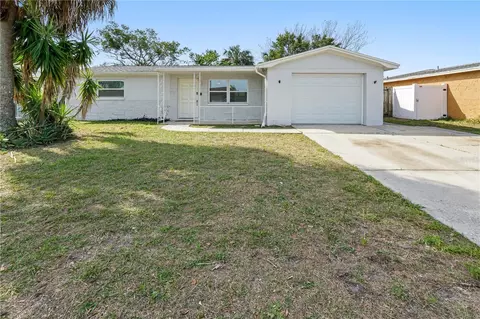 7014 Westcott Dr, Port Richey, FL 34668
