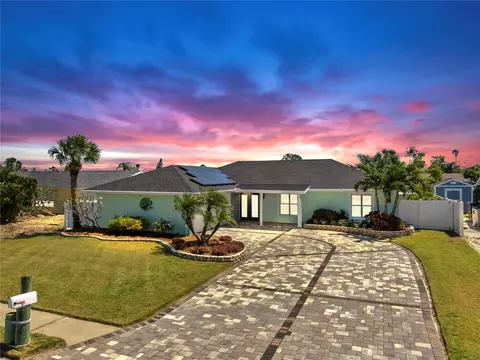 6511 Senegal Palm Way, Apollo Beach, FL 33572