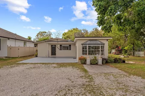1507 E Bougainvillea Ave, Tampa, FL 33612