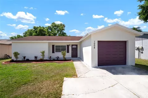 1008 Old Field Dr, Brandon, FL 33511