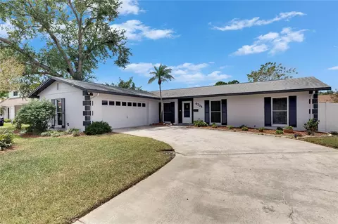 4704 Travertine Dr, Tampa, FL 33615