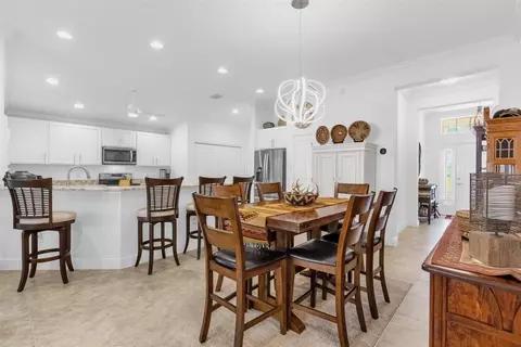 10367 Addison Shore Way, Oxford, FL 34484