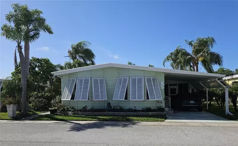 121 Dolphin Dr S, Oldsmar, FL 34677