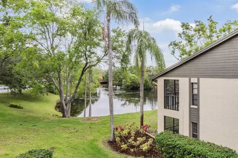 3167 Landmark Dr #825, Clearwater, FL 33761