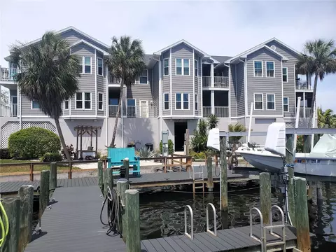 5712 Biscayne Ct #203, New Port Richey, FL 34652