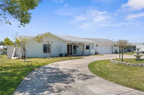 4210 Headsail Dr, New Port Richey, FL 34652