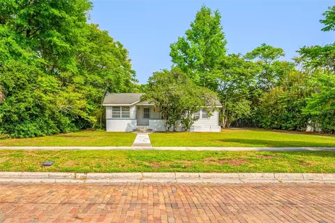 13922 12th St, Dade City, FL 33525