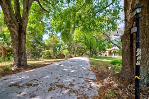 Exterior - 7333 Royal Oak Dr, Spring Hill, FL 34607 photo 8 of 15