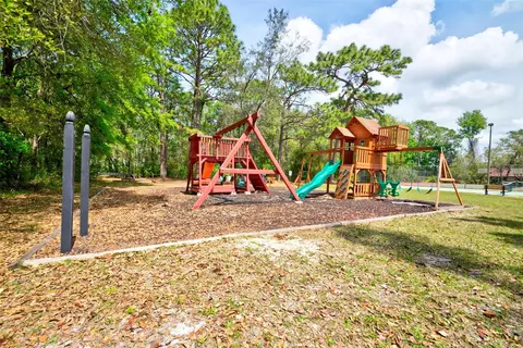 View/Area - 7333 Royal Oak Dr, Spring Hill, FL 34607 photo 4 of 12