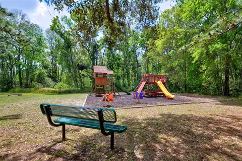 View/Area - 7333 Royal Oak Dr, Spring Hill, FL 34607 photo 6 of 12