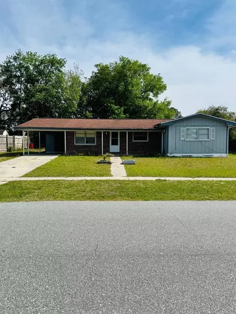 2140 W Devon Dr, Citrus Springs, FL 34434
