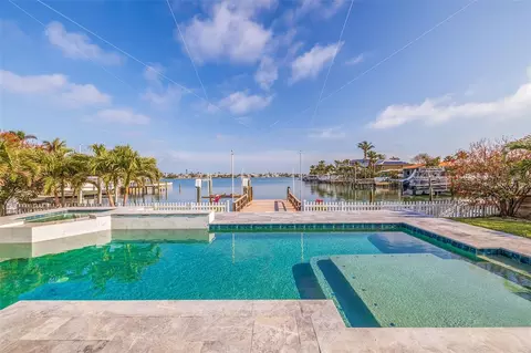 368 41st Ave, Saint Pete Beach, FL 33706