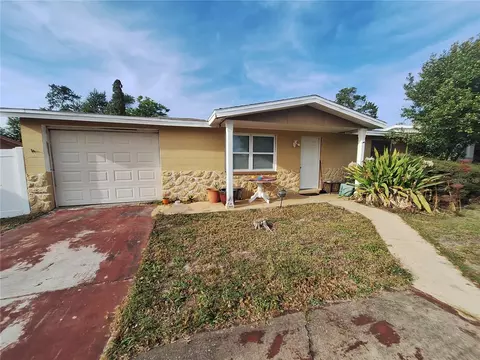 7407 Duke Dr, Hudson, FL 34667