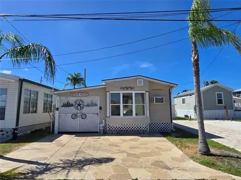 2043 Ketch Cir, Palm Harbor, FL 34683