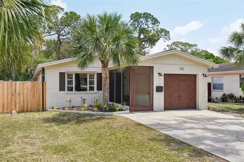 511 Glenoak St N, Saint Petersburg, FL 33703