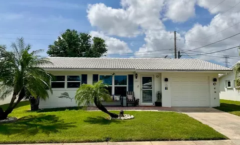3890 Mainlands Blvd N, Pinellas Park, FL 33782