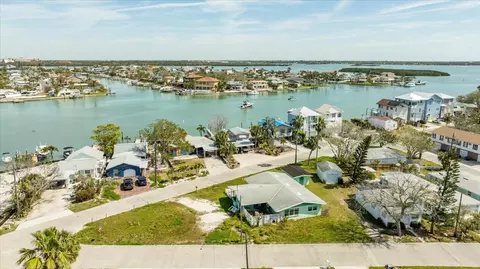 13330 Boca Ciega Ave, Madeira Beach, FL 33708