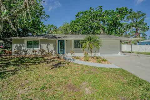 407 8th St SW, Ruskin, FL 33570